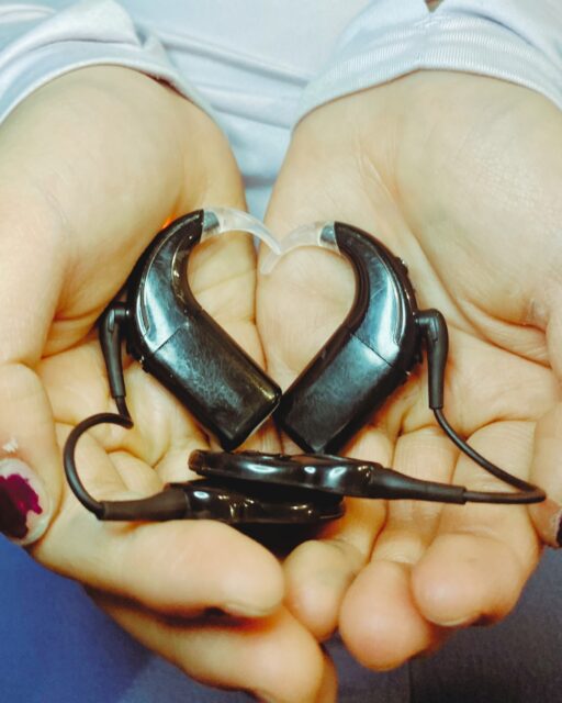 🦻 Taking a quick break from regular mkw+co content to celebrate World Hearing Day, a cause near and dear to our family.

In honor of the holiday, here are some quick tips for you and for the workplace:

1️⃣ If you’re speaking to a group of people and a microphone is available to you, use it!  Don’t just say “Oh, I’ll talk loudly,” because chances are, there’s someone in the audience who can’t hear well, won’t speak up, and will miss important information.

2️⃣ If you’re speaking directly with someone who is Deaf/deaf or hard of hearing, make sure you have their attention first and aren’t blocking your face in any way.

3️⃣ If you need to get people to quiet down in a room, flash the lights. (It’s my favorite deaf trick!)

📣 Any tips to share or did you learn something new?  Leave them in the comments.

➡️ mkw+co is a boutique consulting firm specializing in strategy, marketing, education, and coaching for small businesses and nonprofits.